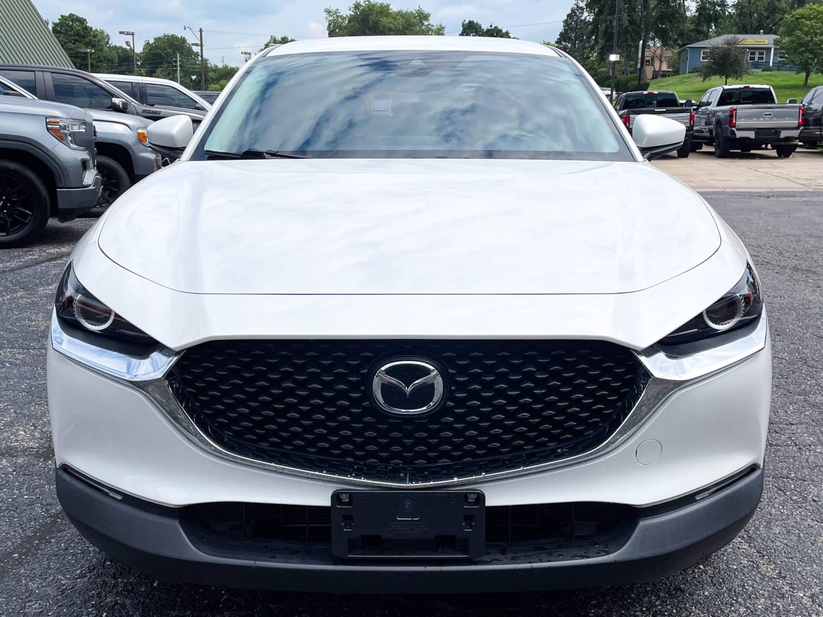 View vehicle photo 7