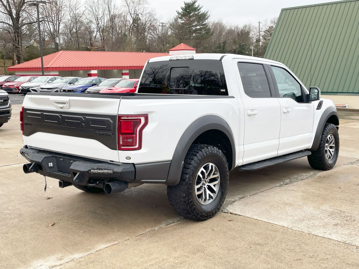 View vehicle photo 6