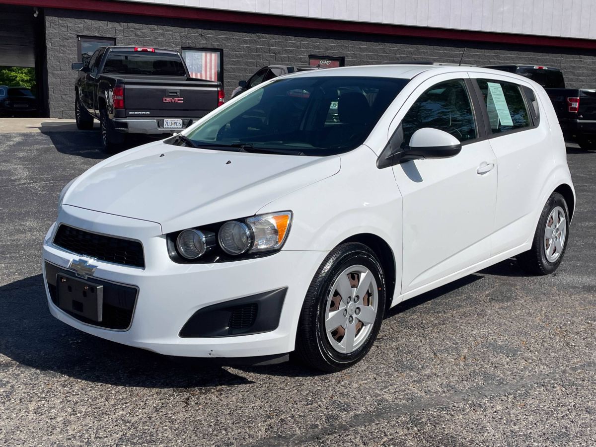 2016 Chevrolet Sonic 5dr LS Automatic's photo