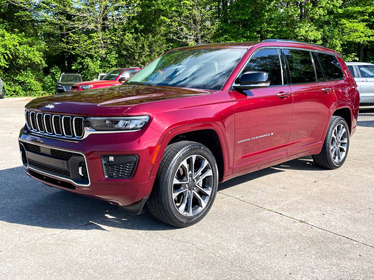 2021 Jeep Grand Cherokee L Overland's photo