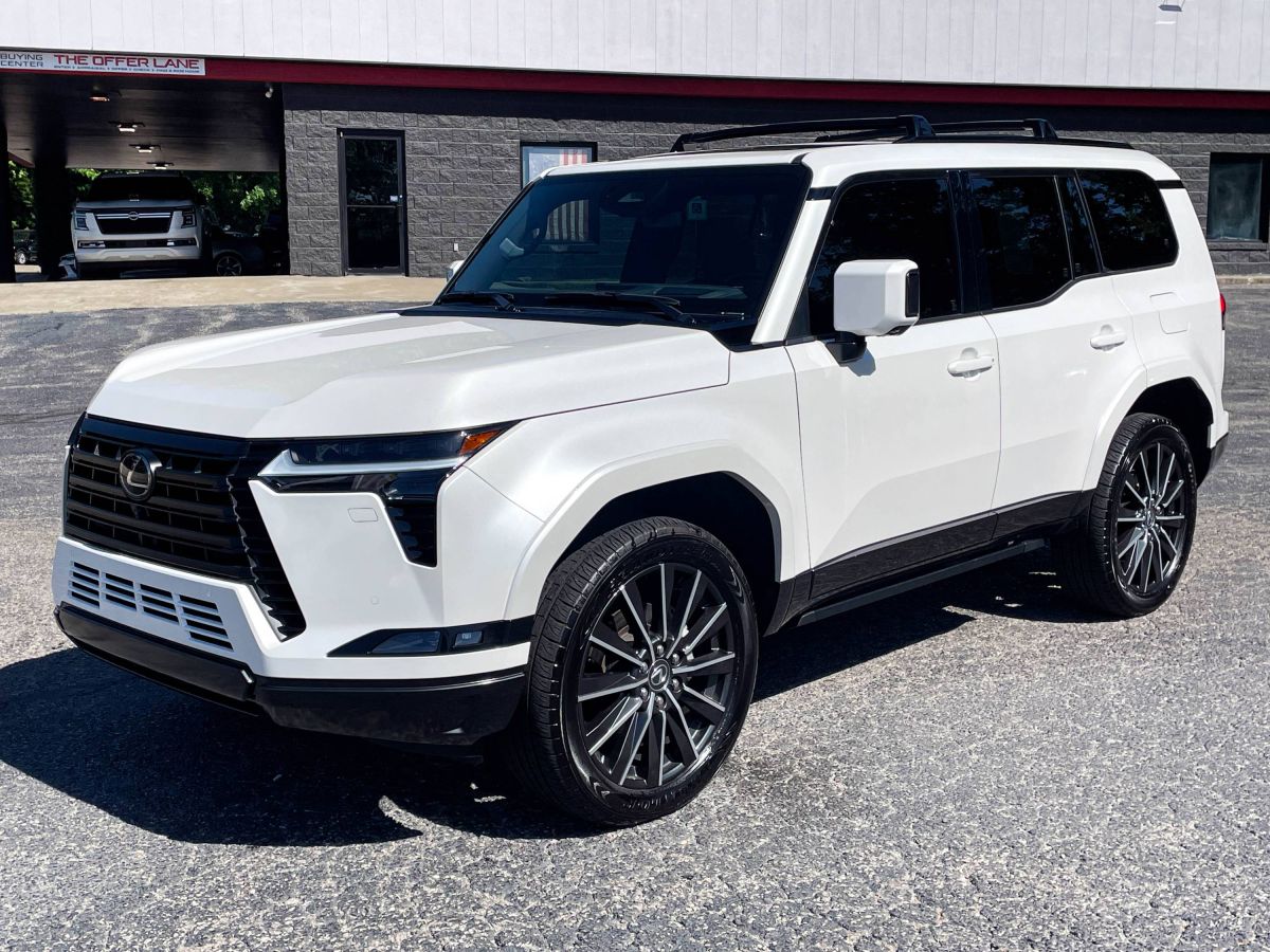 2024 Lexus GX 460 550 Luxury's photo