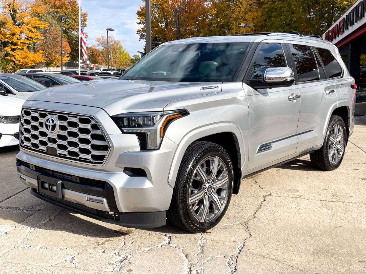 2024 Toyota Sequoia Capstone 4WD i-FORCE MAX Hybrid's photo