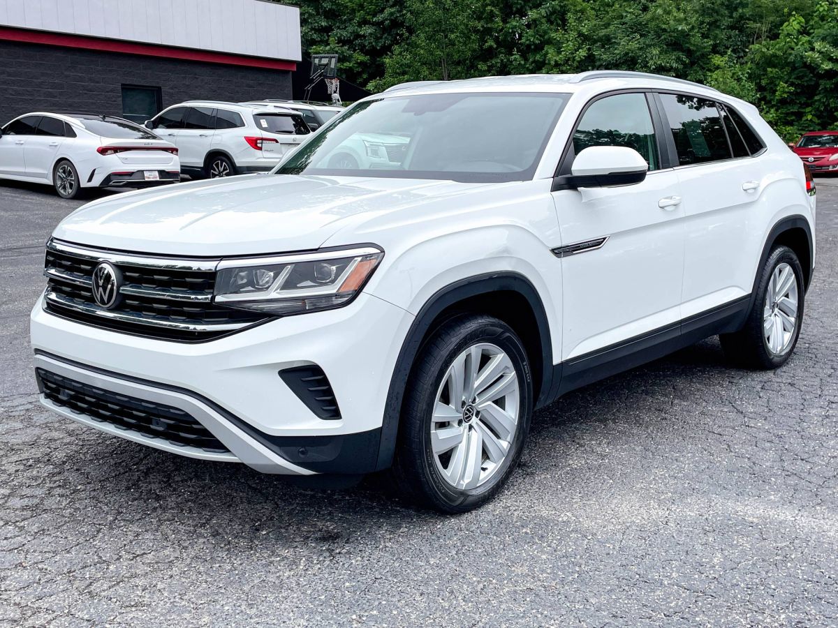 2021 Volkswagen Atlas Cross Sport 2.0T SE w/Tech's photo