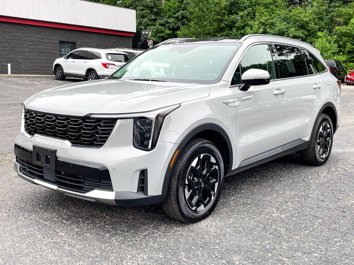 2024 Kia Sorento S AT 4WD's photo