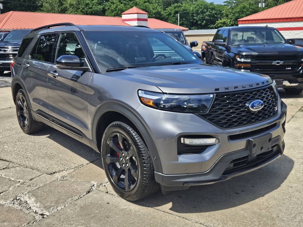Vehicle Image 2