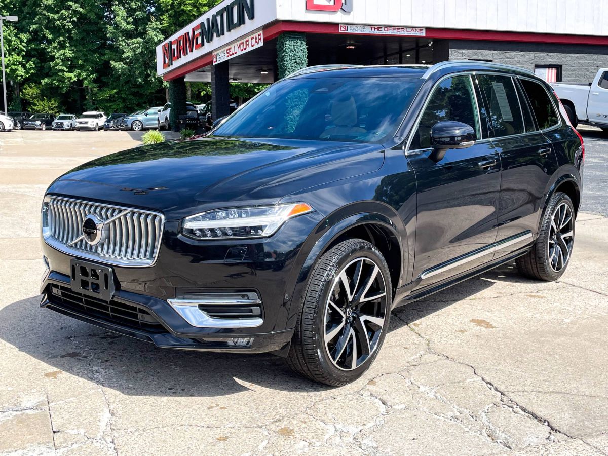 2024 Volvo XC90 B6 Ultimate 7-Seater Bright theme 4WD's photo