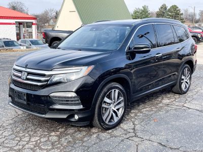 2016 Honda Pilot Elite's photo