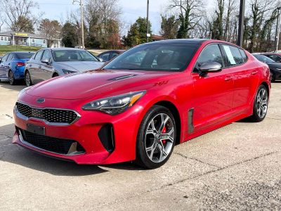 2019 Kia Stinger GT2's photo